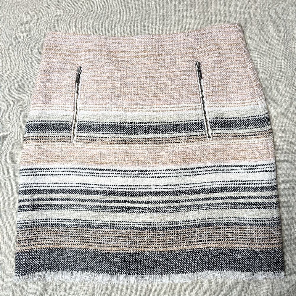 LOFT Striped Mini Skirt Size 6 Textured Cotton Blend Nautical Coastal Preppy EUC